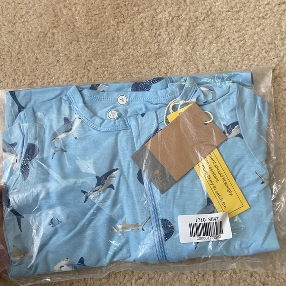 NIB Kyte Baby Zippered Romper Pajamas - Stream Sharks - Picture 2 of 6